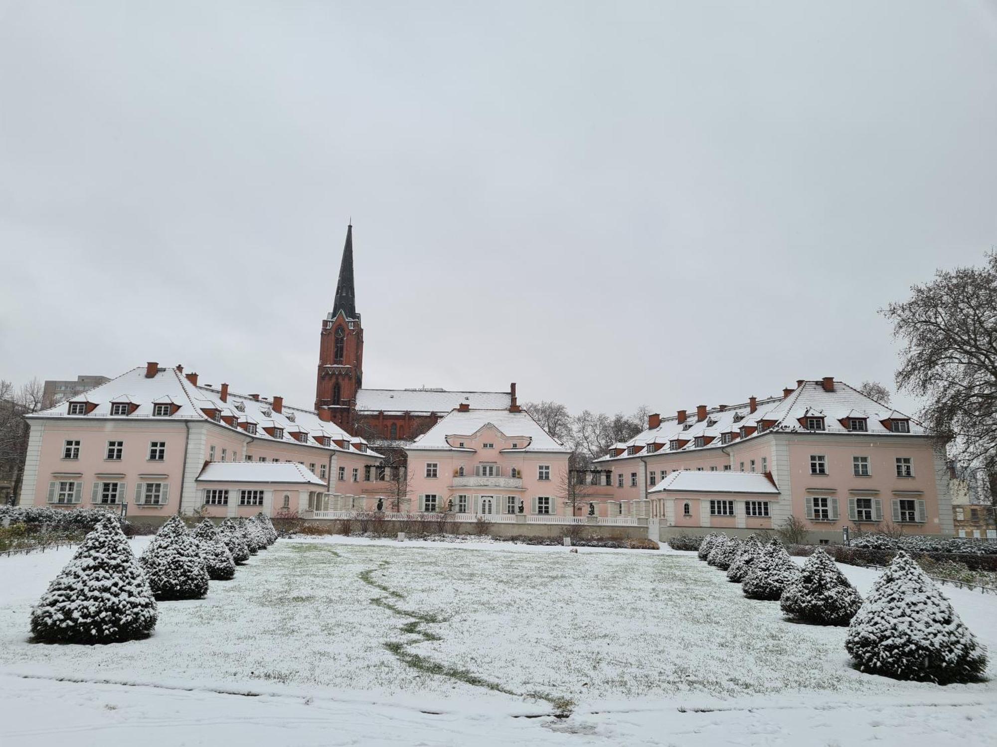 Viadrina Rooms & Apartments Frankfurt-Oder Am Park Im Zentrum 奥得河畔法兰克福 外观 照片