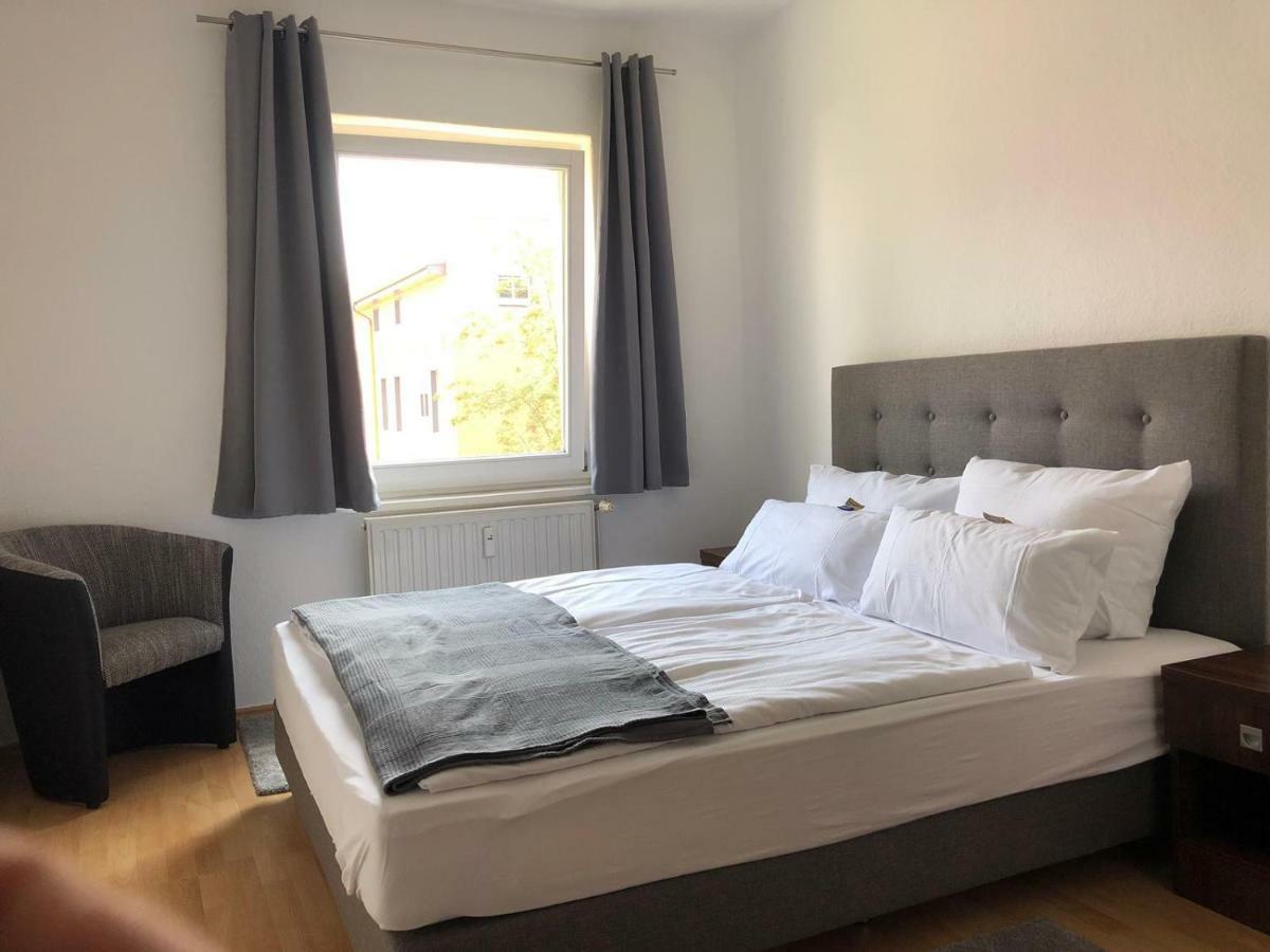 Viadrina Rooms & Apartments Frankfurt-Oder Am Park Im Zentrum 奥得河畔法兰克福 外观 照片